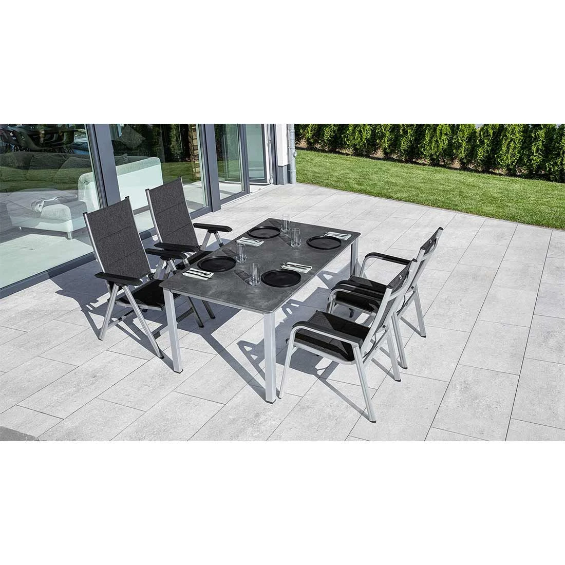 Kettler Cubic Gartentisch 160x90cm Aluminium/Kettalit Silber/Schiefer Anthrazit 2 Kettler Cubic Gartentisch 160x90cm Aluminium/Kettalit Silber/Schiefer Anthrazit – Bild 2