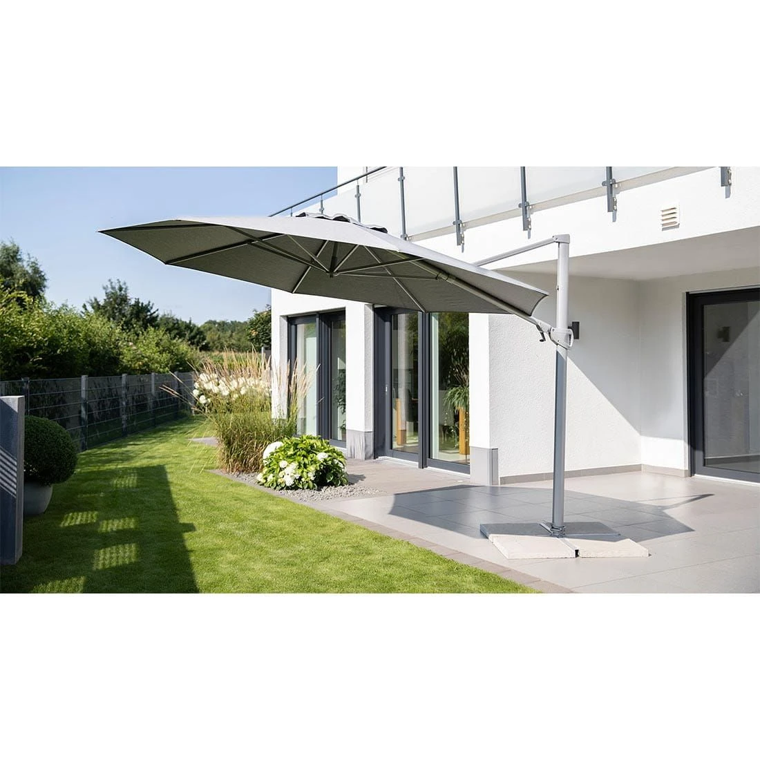 Kettler Easy Turn Ampelschirm Ø330cm Aluminium/Polyester Silber/Charcoal 9 Kettler Easy Turn Ampelschirm Ø330cm Aluminium/Polyester Silber/Charcoal – Bild 9